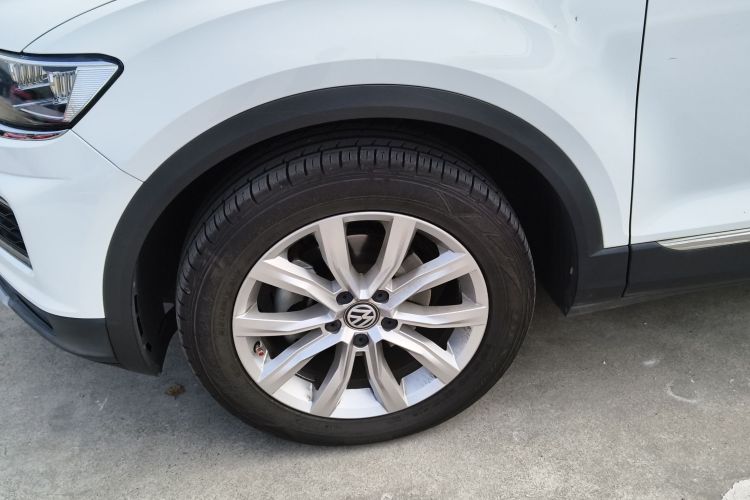 大众 T-ROC探歌 2018款 230TSI DSG两驱进取型 国V车身外观6007