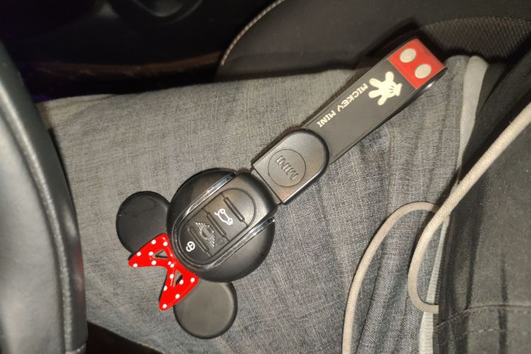 MINI 2020款 1.5T ONE PLUS中控内饰11