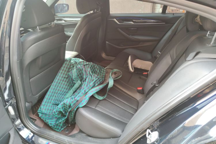 宝马5系 2018款 525Li M运动套装中控内饰7004