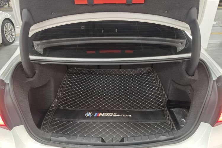 宝马3系 2018款 320Li xDrive 时尚型机舱底盘23