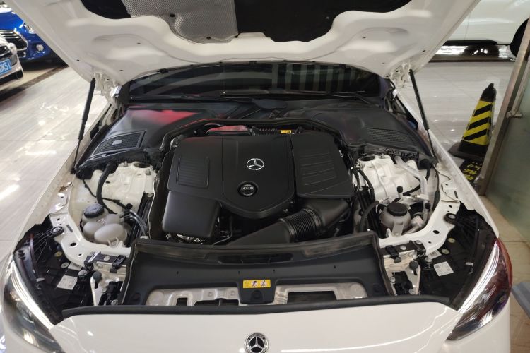 奔驰C级 2023款 改款 C 260 L 运动版机舱底盘24