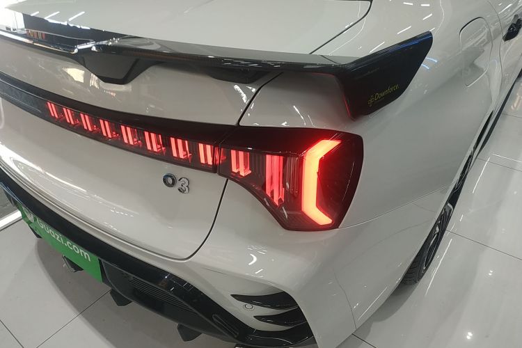 领克03 2025款 1.5TD DCT冠军版Pro车身外观9