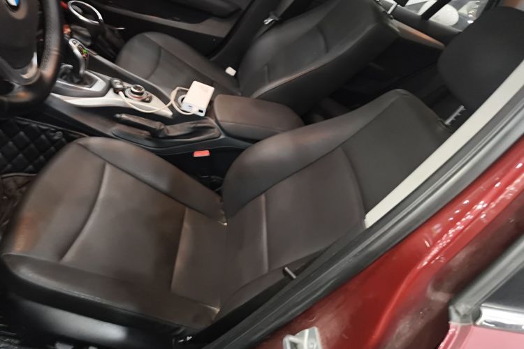 宝马X1 2014款 sDrive18i 领先型中控内饰19