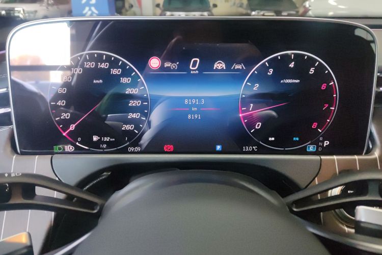 奔驰E级 2025款 E 300 L 时尚型中控内饰14