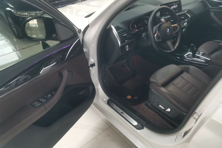 宝马X3 2020款  xDrive30i 领先型 M运动套装中控内饰20