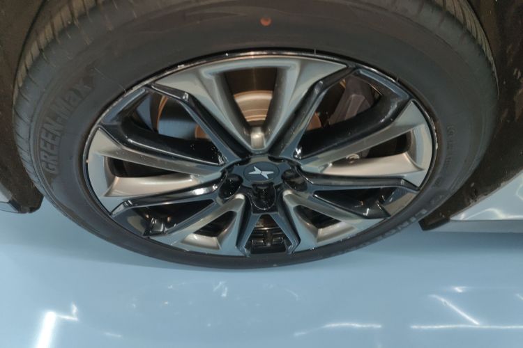 小鹏P7 2020款 670N车身外观6002