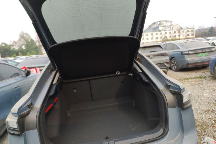 大众ID.7 VIZZION 2024款 AIR机舱底盘23