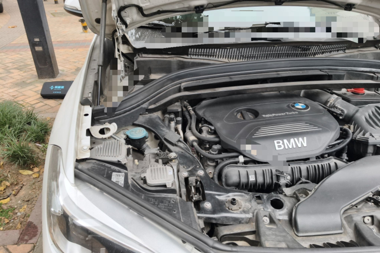 宝马X1 2018款 sDrive20Li 领先型局部细节9006