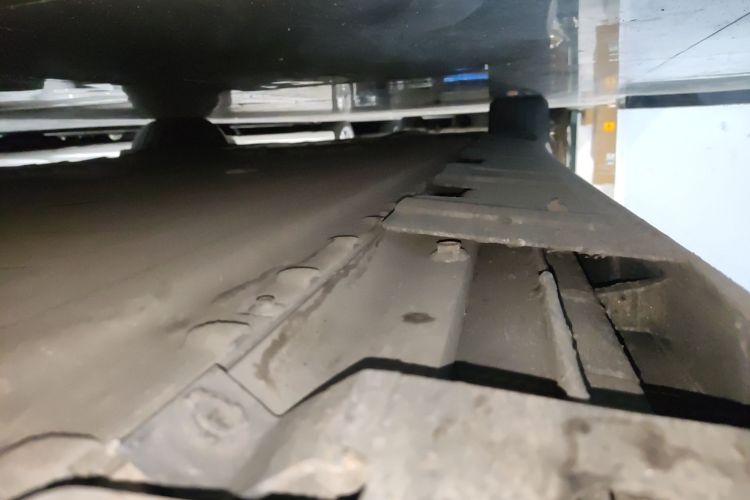 小鹏P7 2022款 480E+局部细节9001