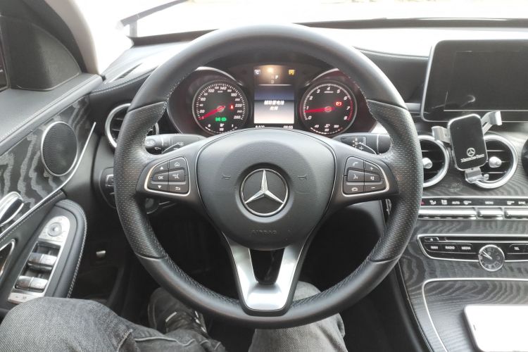 奔驰C级 2018款 C 180 L 时尚型运动版中控内饰13