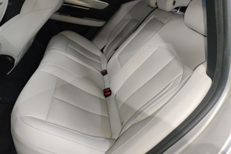 小鹏P7 2023款 P7i 702 Pro中控内饰7004