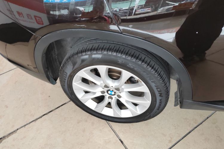 宝马X5(进口) 2014款 xDrive35i 典雅型车身外观6008