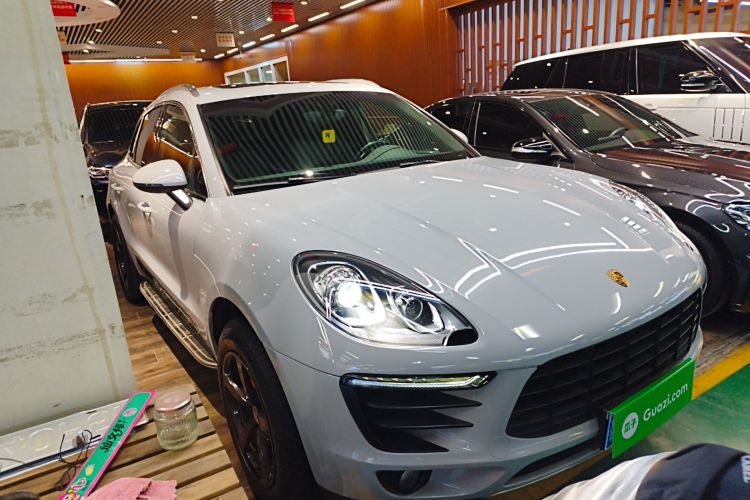 保时捷 2014款 Macan 2.0T车身外观3
