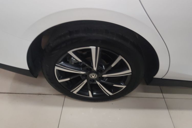 长安 逸动 2024款 1.5T GDI自动 尊贵型车身外观6008