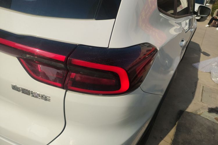 奇瑞 瑞虎8 2021款 鲲鹏版 290TGDI 自动逐风+版车身外观9