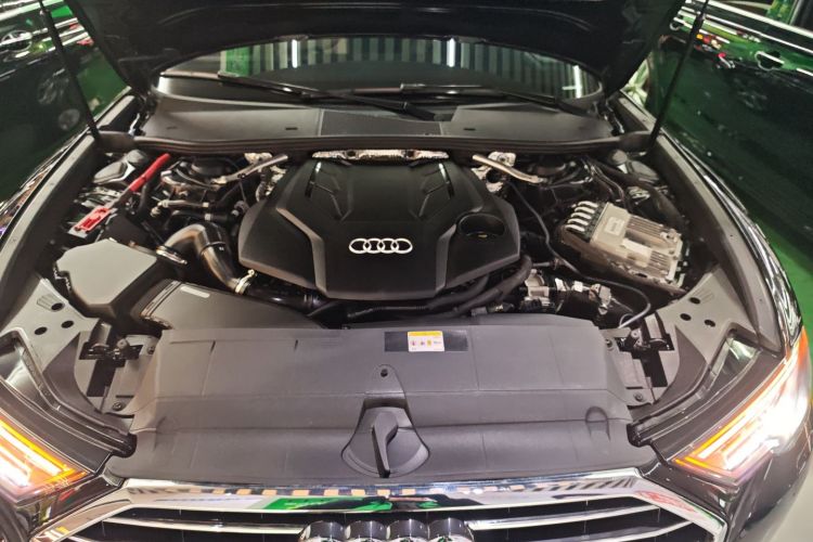 奥迪A6L 2021款 55 TFSI quattro 尊享致雅型机舱底盘24