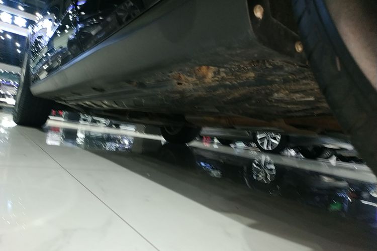 奔驰GLC 2020款 GLC 260 L 4MATIC 豪华型局部细节9002