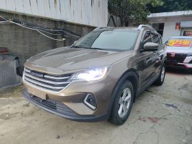 捷途X70M 2021款 1.5T 手动都市伙伴型 7座