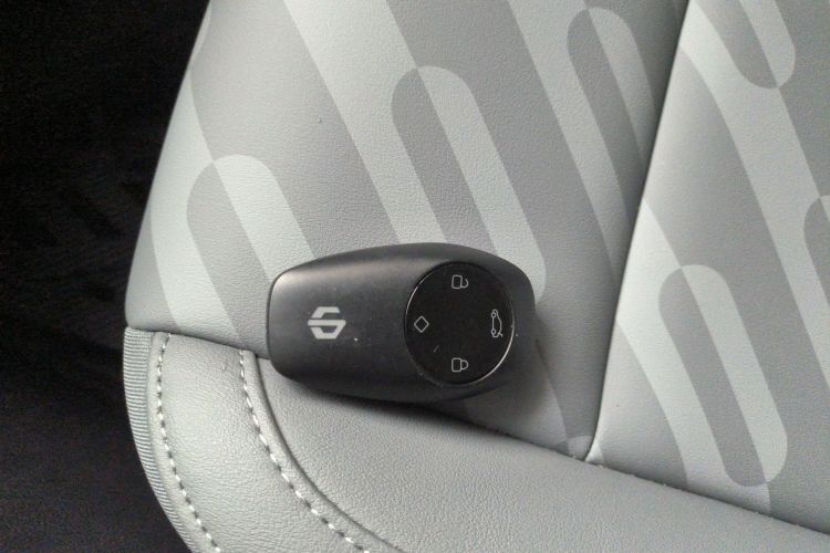 零跑汽车 零跑T03 2025款 310舒享版中控内饰11