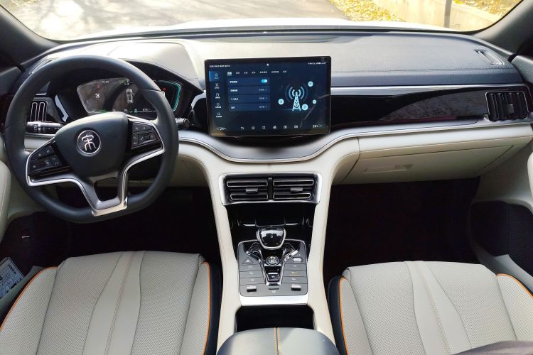 比亚迪 宋PLUS新能源 2021款 DM-i 110KM 旗舰PLUS中控内饰12