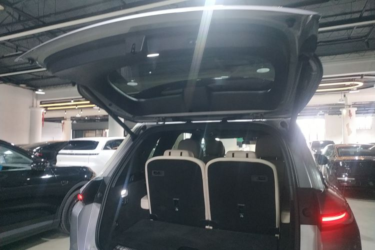 理想汽车 理想L8 2024款 Ultra局部细节23