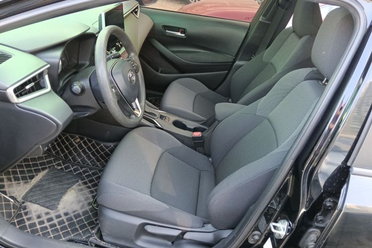 丰田 雷凌 2019款 185T CVT豪华版 国VI局部细节19