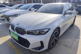 宝马3系 2024款 325i M运动套装