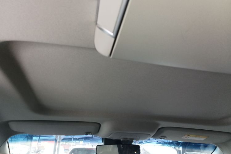 别克GL8 2022款 陆上公务舱 652T 舒适型局部细节22