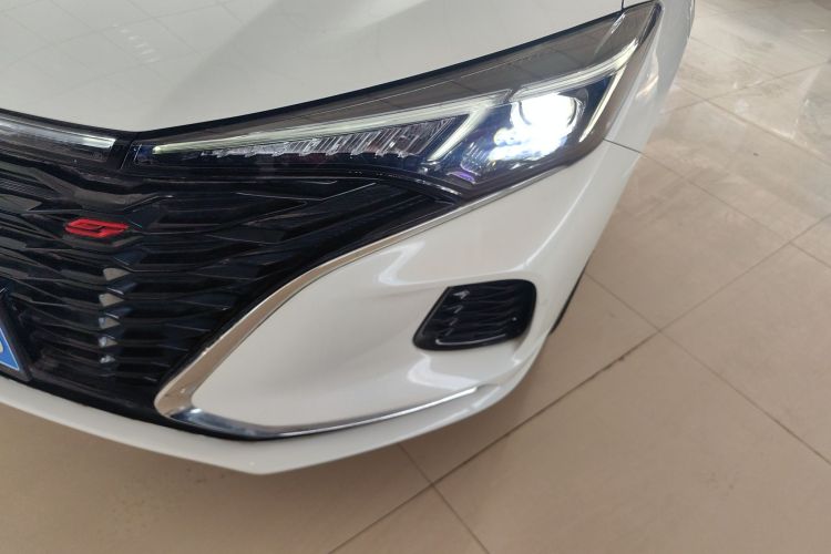 长安 逸动 2021款 PLUS 蓝鲸NE 1.4T GDI DCT旗舰型车身外观36