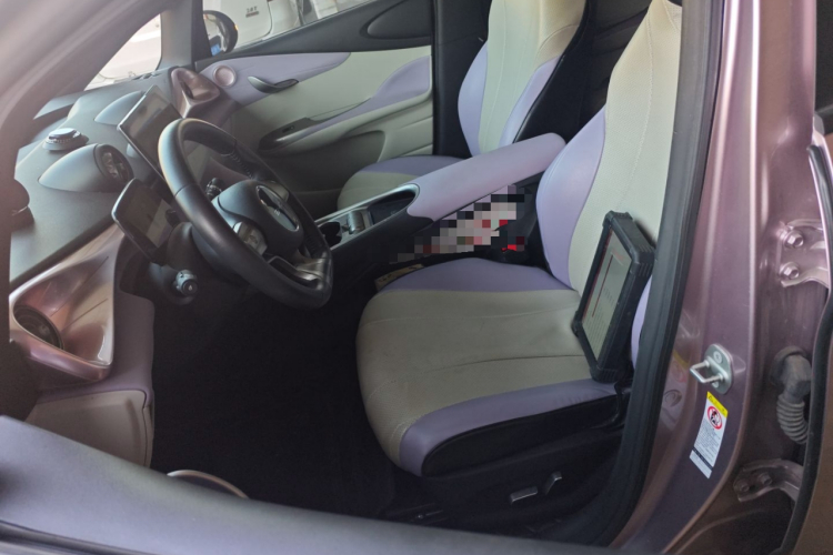 比亚迪 海豚 2021款 405km 时尚版中控内饰19