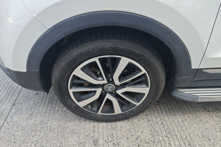 长安CS55 2018款 1.5T 自动炫动型 国V车身外观6001