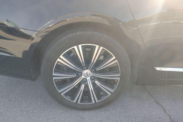 沃尔沃S90 2022款 B5 智逸豪华版车身外观6008