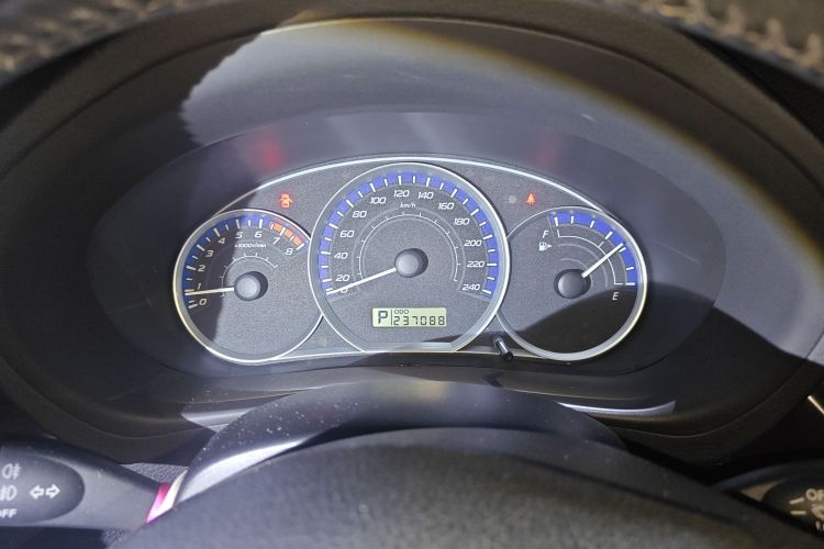 斯巴鲁 森林人 2011款 2.5XS 自动豪华版中控内饰15