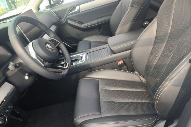 比亚迪 唐 2018款 2.0T 自动智联尊荣型 5座 国V中控内饰19