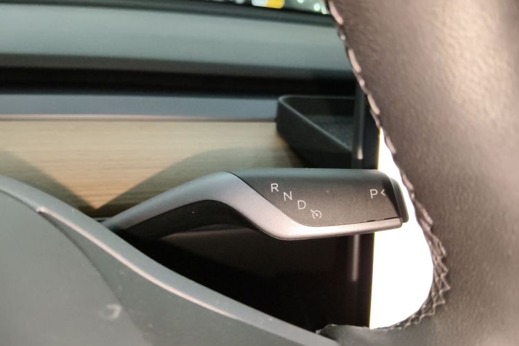 特斯拉 Model Y 2022款 改款 长续航全轮驱动版局部细节18