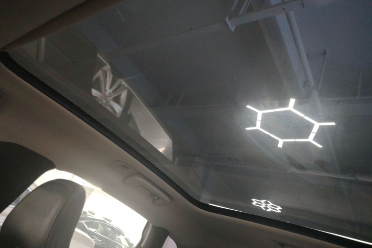 沃尔沃V40 2017款 T3 智雅版中控内饰22