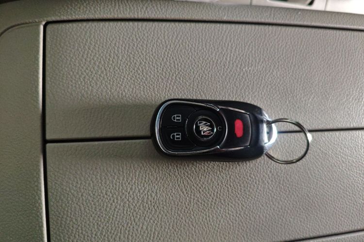 别克GL8 2023款 陆上公务舱 舒适型中控内饰7001