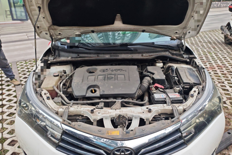 丰田 卡罗拉 2014款 1.6L 手动GL局部细节24