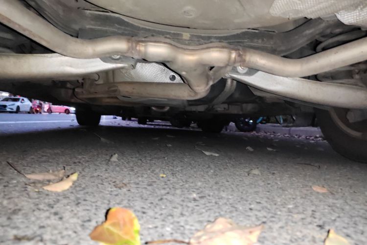 别克 君威 2012款 2.0L 舒适版局部细节9009