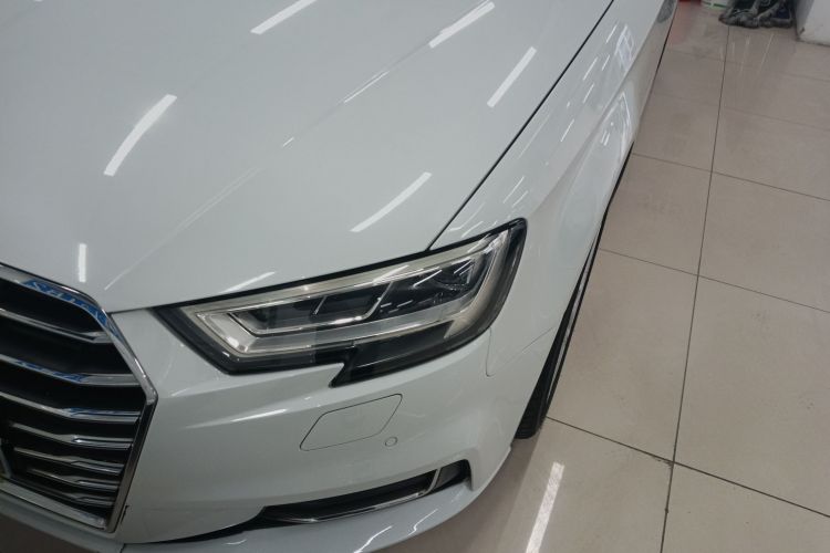 奥迪A3 2018款 30周年年型 Sportback 35 TFSI 风尚型局部细节36