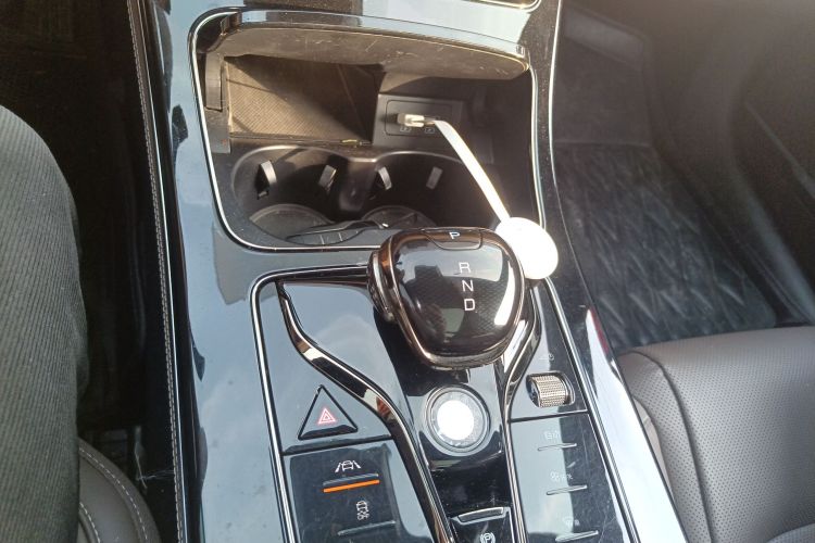 比亚迪 汉 2020款 EV 超长续航版豪华型中控内饰18