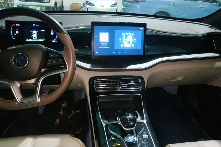 比亚迪 秦PLUS 2023款 冠军版 EV 420KM超越型中控内饰16