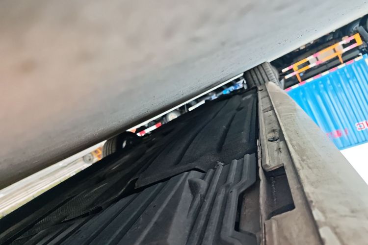 福特 福克斯 2022款 三厢 EcoBoost 180 自动ST Line局部细节9002