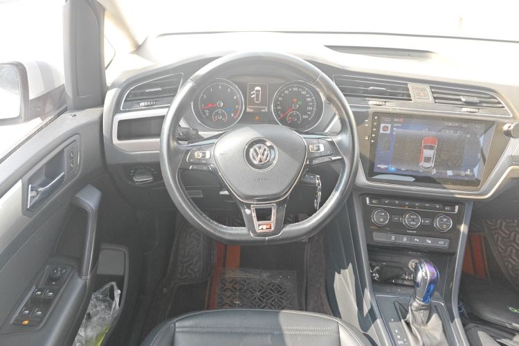 大众 2018款 途安L 280TSI DSG风尚版 7座 国V中控内饰13