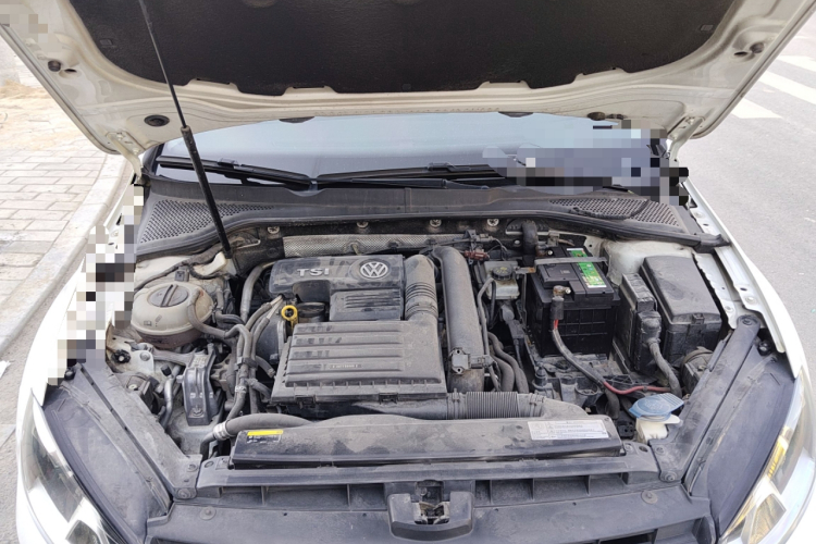 大众 高尔夫 2017款 230TSI 自动舒适百万辆纪念版局部细节24