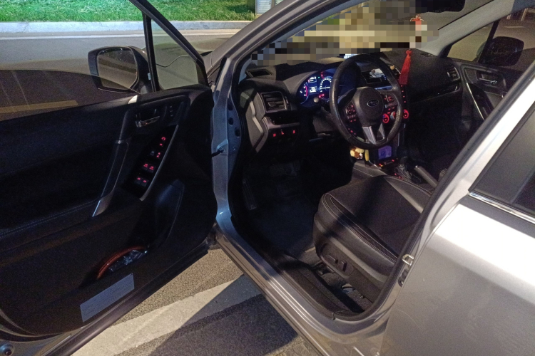 斯巴鲁 森林人 2016款 2.5i 豪华导航版中控内饰20