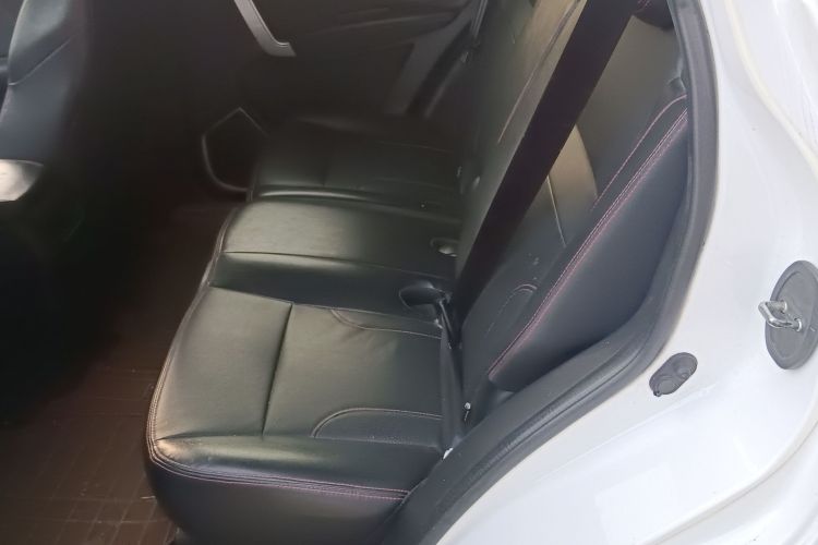 吉利汽车 吉利GX7 2015款 运动版 2.0L 自动尊享型中控内饰21