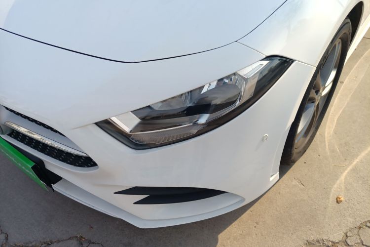 奔驰A级 2020款 改款 A 180 L 运动轿车特殊配置局部细节36