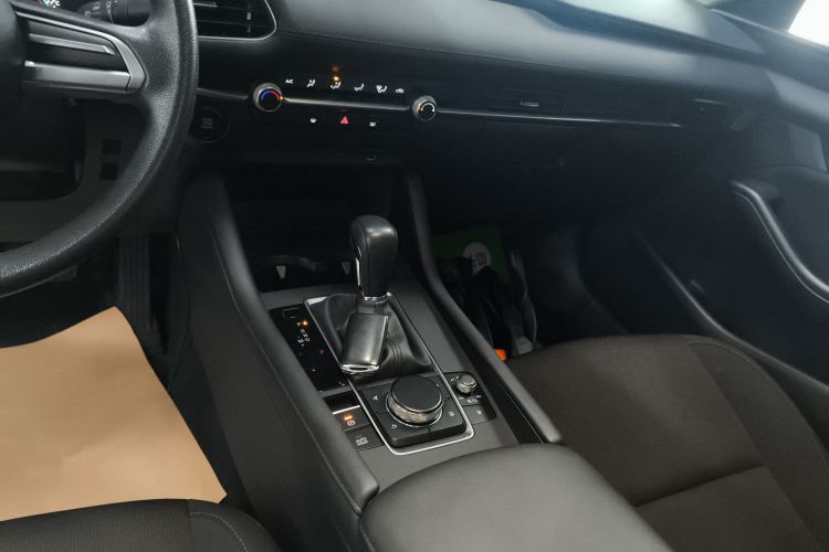 马自达3 昂克赛拉 2022款 2.0L 自动质擎版中控内饰18