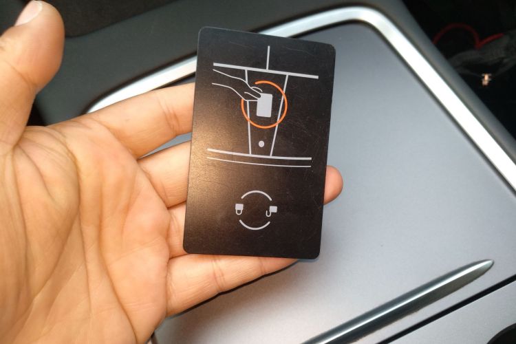 特斯拉 Model Y 2022款 改款 后轮驱动版中控内饰7001